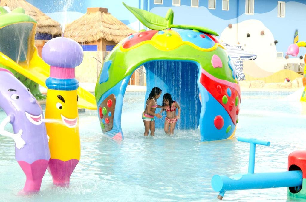 Swiss Inn Teda Hotel & Aqua Park Ain Sukhna Quarto foto